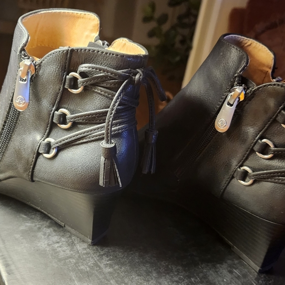 Adrienne vitadini boots - Picture 5 of 8